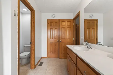 604 Evergreen Avenue SE New Prague MN 56071