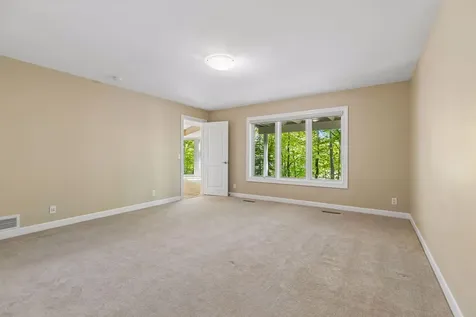 4785 Bayswater Road Shorewood MN 55331