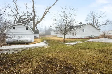 424 4th Street SE Hope ND 58046