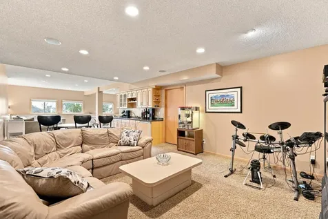 14335 48th Avenue N Plymouth MN 55446