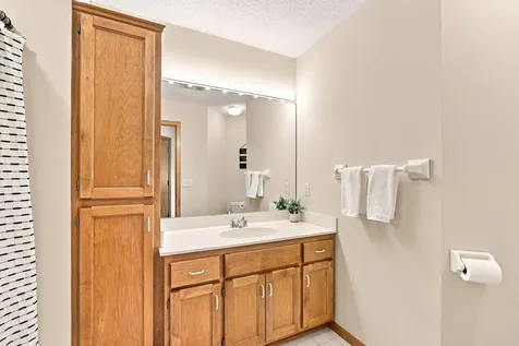 14335 48th Avenue N Plymouth MN 55446