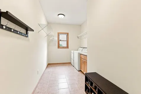 14335 48th Avenue N Plymouth MN 55446