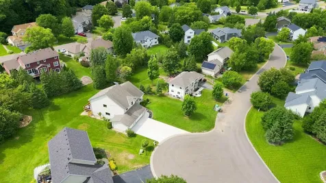 14335 48th Avenue N Plymouth MN 55446