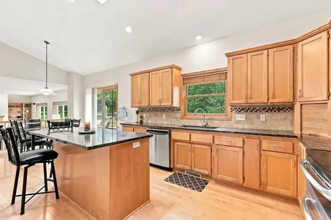 14335 48th Avenue N Plymouth MN 55446