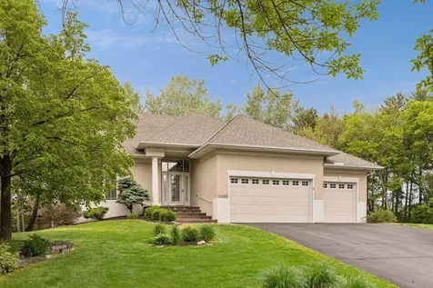 10586 Estate Drive Eden Prairie MN 55347