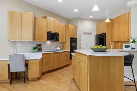 10586 Estate Drive Eden Prairie MN 55347