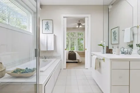 10586 Estate Drive Eden Prairie MN 55347