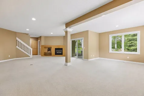 10586 Estate Drive Eden Prairie MN 55347