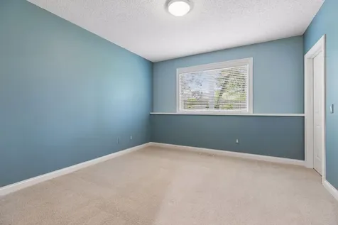 10586 Estate Drive Eden Prairie MN 55347