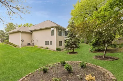 10586 Estate Drive Eden Prairie MN 55347