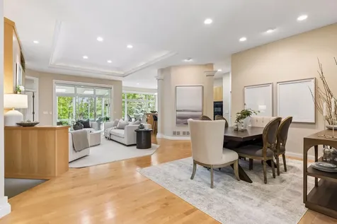 10586 Estate Drive Eden Prairie MN 55347