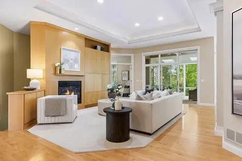 10586 Estate Drive Eden Prairie MN 55347
