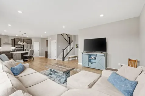 1578 Edgebrook Lane Carver MN 55315
