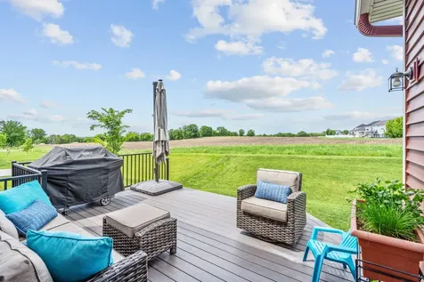 1578 Edgebrook Lane Carver MN 55315