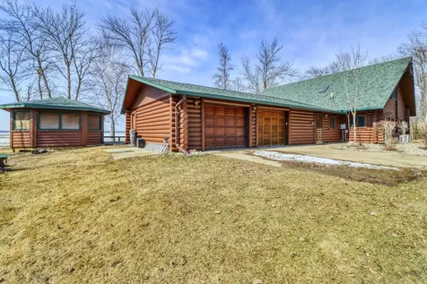 21748 E Height Of Land Drive Detroit Lakes MN 56501