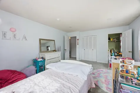 1306 Elm Street N Fargo ND 58102