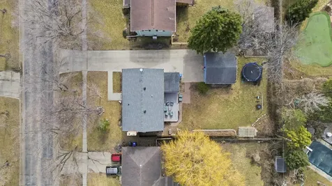 1306 Elm Street N Fargo ND 58102