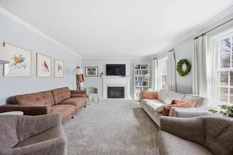 1306 Elm Street N Fargo ND 58102