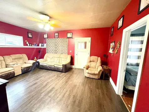 806 Ring Avenue N Canby MN 56220