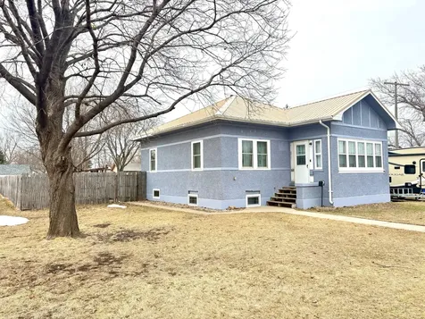 806 Ring Avenue N Canby MN 56220