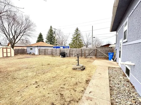 806 Ring Avenue N Canby MN 56220