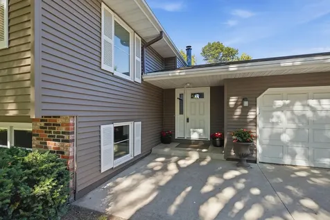 17565 Italy Path Lakeville MN 55044