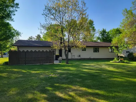 612 5th Avenue SW Perham MN 56573
