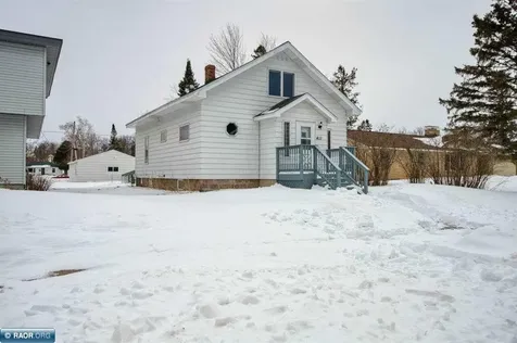 411 9th Street NW Chisholm MN 55719