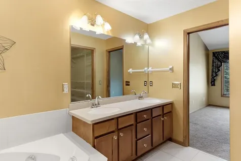 11204 Virginia Road Bloomington MN 55438