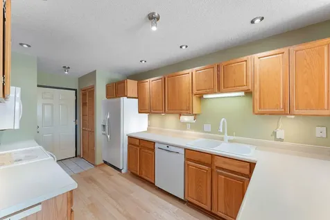 1802 Mckinley Street NE Minneapolis MN 55418