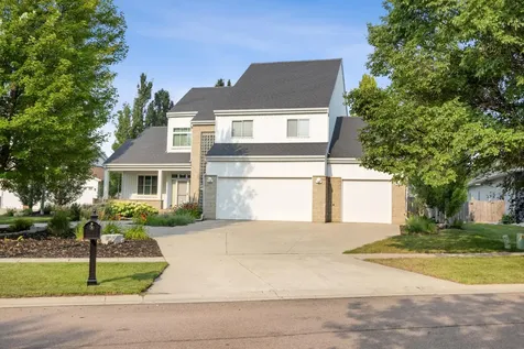 5027 Rose Creek Parkway S Fargo ND 58104