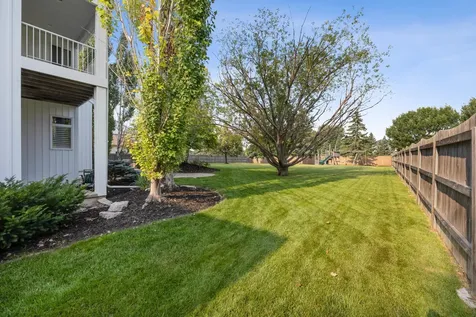 5027 Rose Creek Parkway S Fargo ND 58104