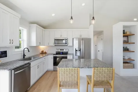 811 Brady Lane New Richmond WI 54017
