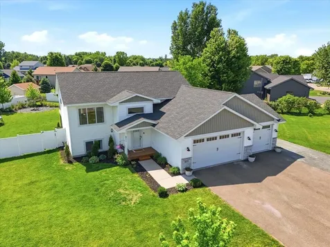 811 Brady Lane New Richmond WI 54017