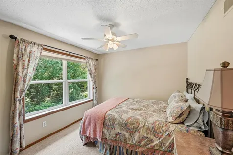 1234 Mill Creek Circle Saint Cloud MN 56303