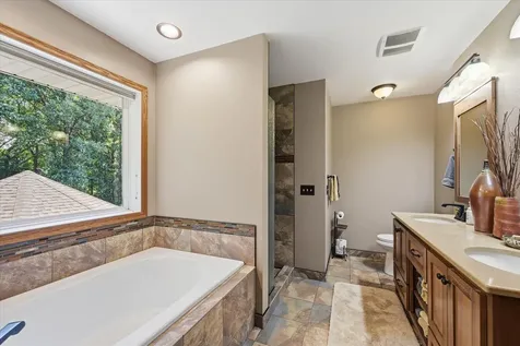 1234 Mill Creek Circle Saint Cloud MN 56303