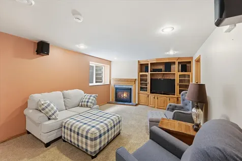 1234 Mill Creek Circle Saint Cloud MN 56303