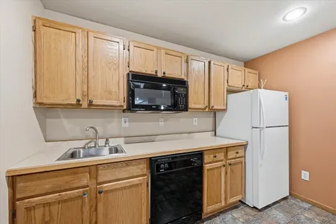 1234 Mill Creek Circle Saint Cloud MN 56303