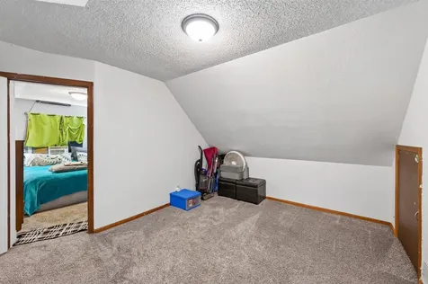 725 California Avenue E Saint Paul MN 55106