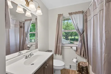 725 California Avenue E Saint Paul MN 55106