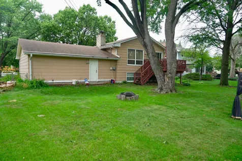 7018 James Avenue N Brooklyn Center MN 55430