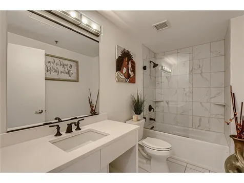 1240 S 2nd Street Minneapolis MN 55415