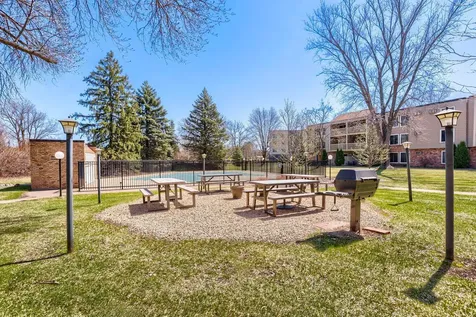 4045 Hodgson Road Shoreview MN 55126