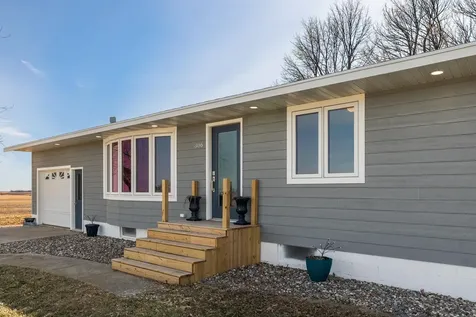 306 6th Street E Finley ND 58230