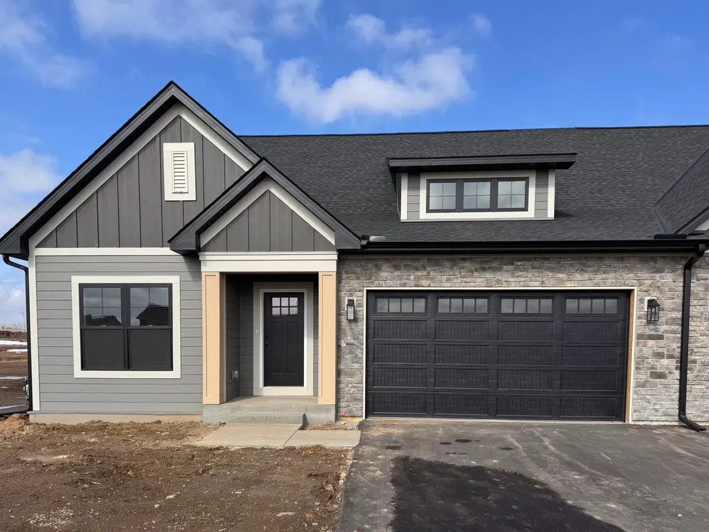 18537 Ifton Way Lakeville MN 55044