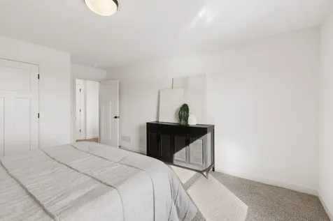 18537 Ifton Way Lakeville MN 55044
