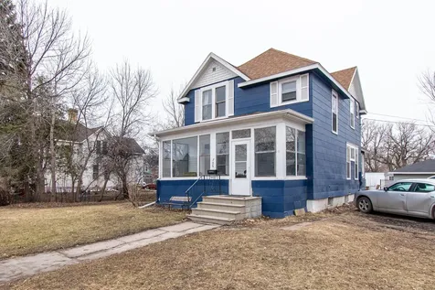708 7th Street N Fargo ND 58102