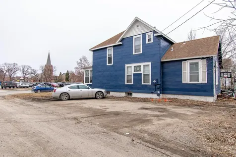 708 7th Street N Fargo ND 58102