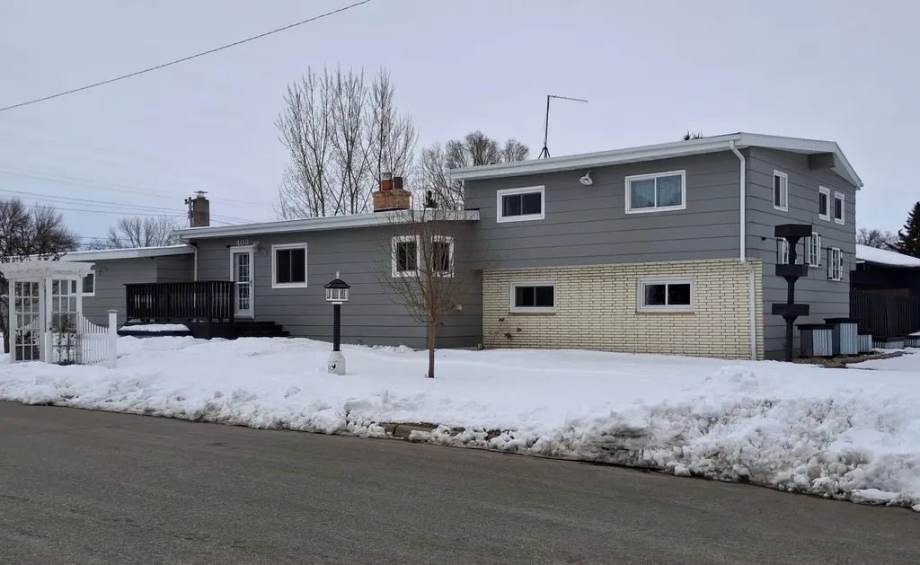 403 3rd Avenue NW Dilworth MN 56529
