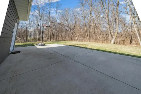 5201 Colonial Court NE Alexandria MN 56308